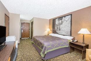 Super 8 By Wyndham Belleville Rom bilde