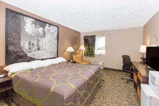 Super 8 By Wyndham Belleville Rom bilde